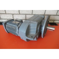 18 RPM 0,75 kW Asmaat 40 mm  IE3. UNUSED 